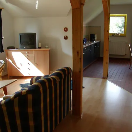 Haus-franzi-wohnung-1 *