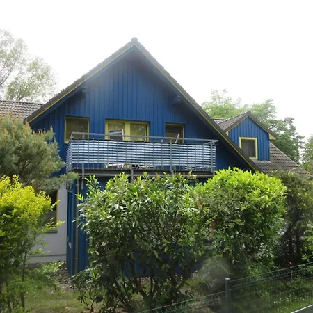 Haus-franzi-wohnung-1 公寓 *